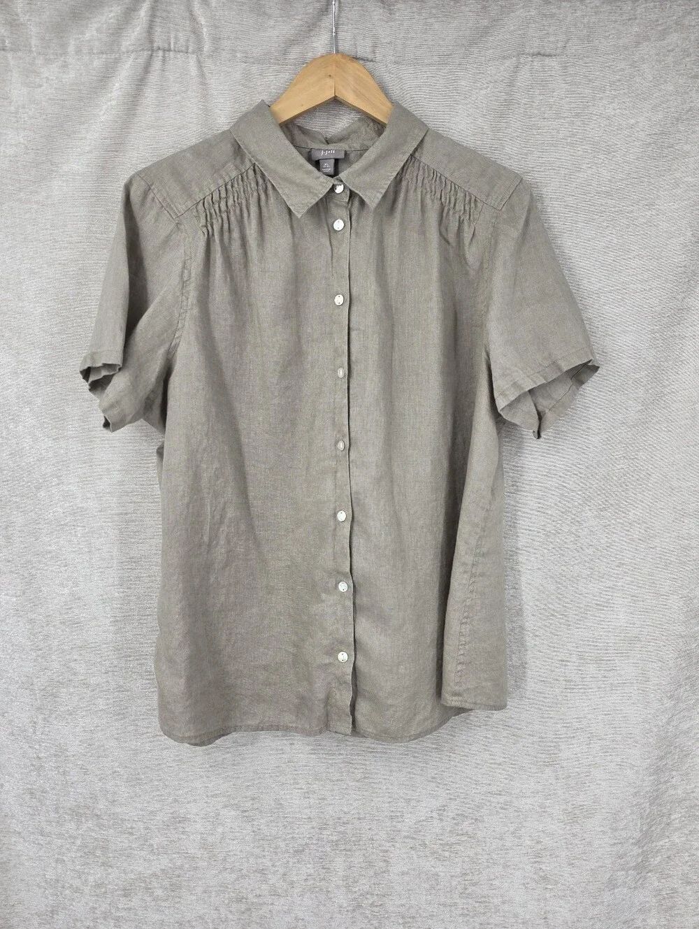 J Jill Linen Lightweight Button-Up Short Sleeve Shirt in Taupe